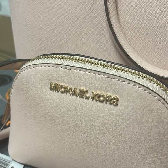 Michael Kors Bundle - Picture 2 of 16